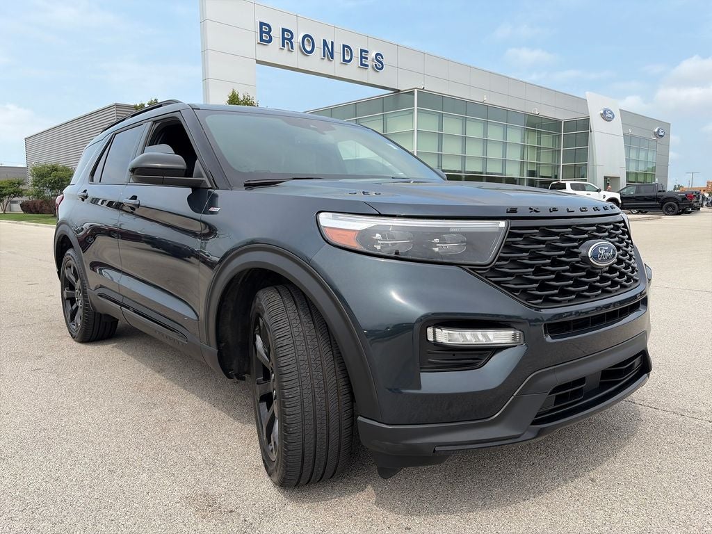 2024 Ford Explorer ST-Line