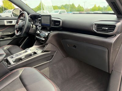 2024 Ford Explorer ST-Line