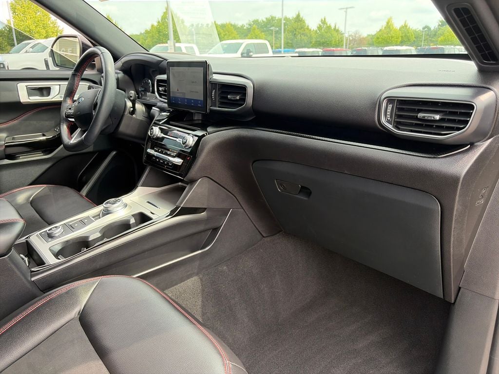 2024 Ford Explorer ST-Line