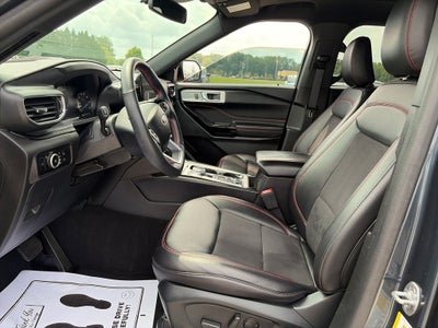 2024 Ford Explorer ST-Line