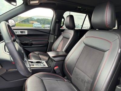 2024 Ford Explorer ST-Line