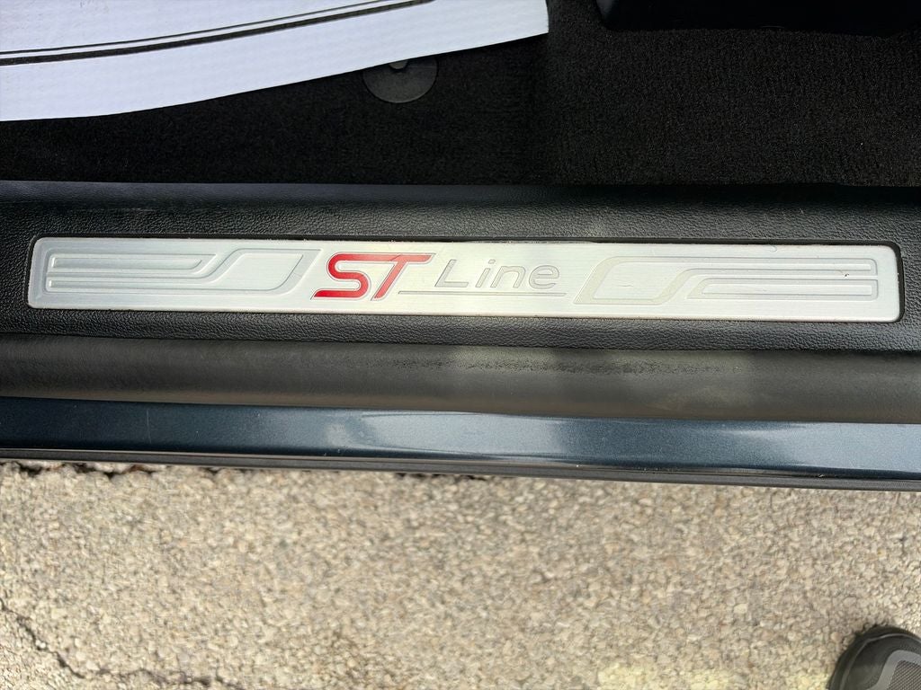 2024 Ford Explorer ST-Line