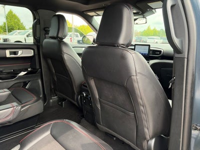 2024 Ford Explorer ST-Line