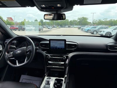 2024 Ford Explorer ST-Line