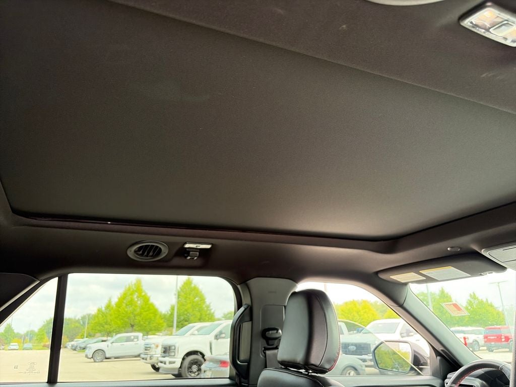 2024 Ford Explorer ST-Line