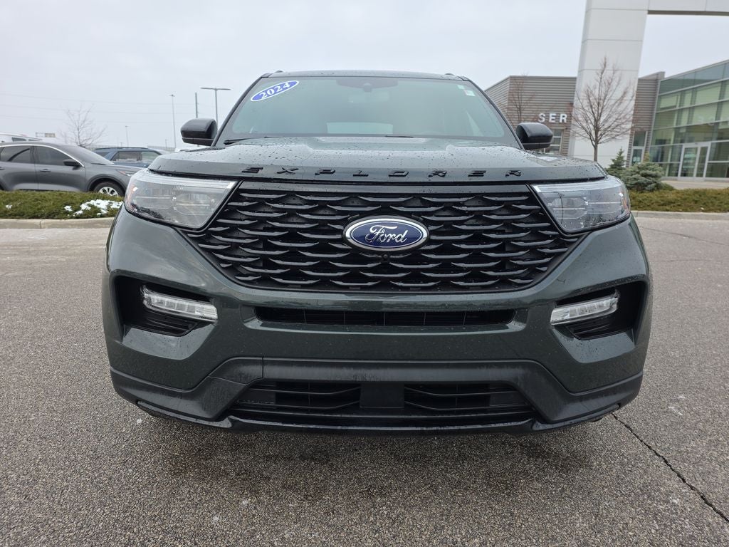 2024 Ford Explorer ST-Line