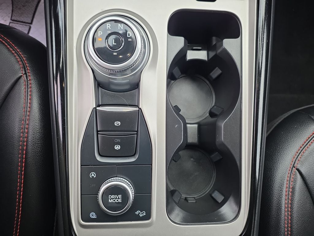 2024 Ford Explorer ST-Line