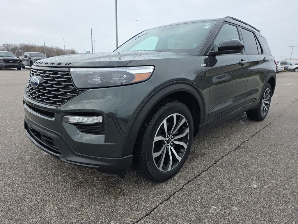 2024 Ford Explorer ST-Line