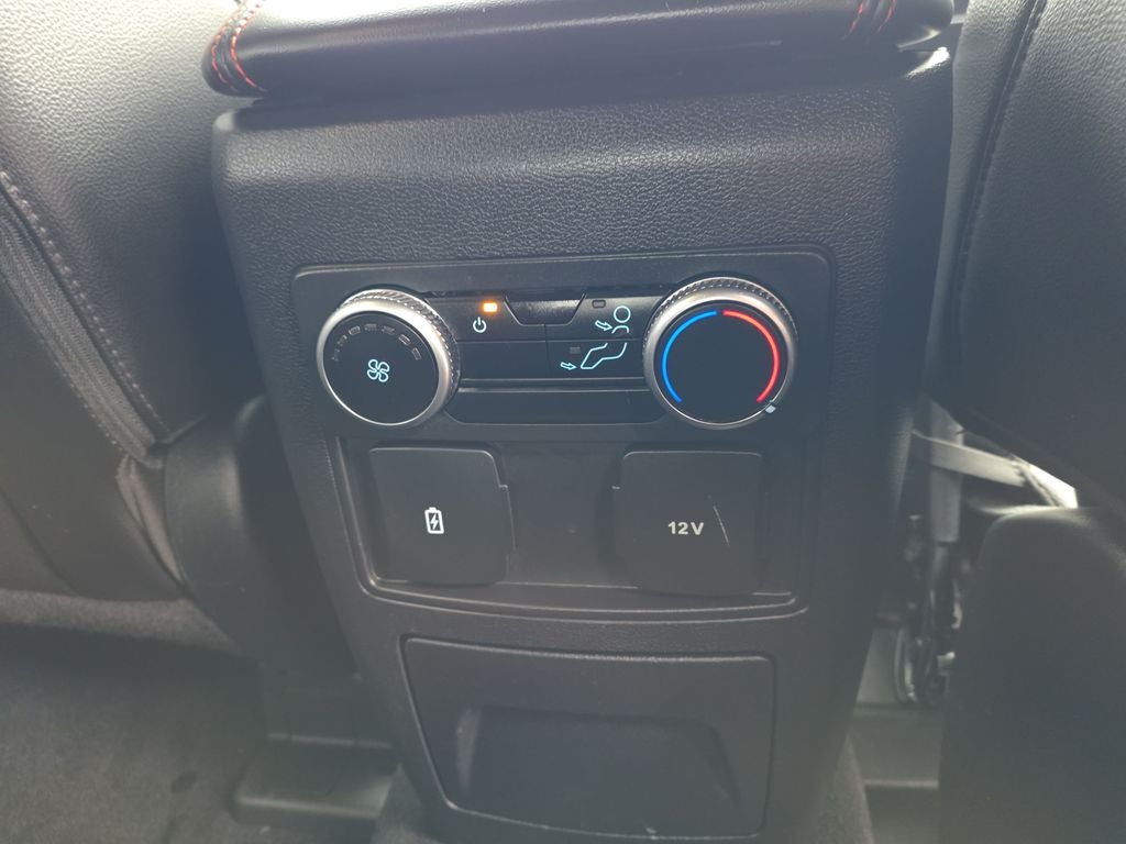 2024 Ford Explorer ST-Line