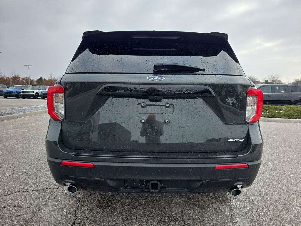 2024 Ford Explorer ST-Line