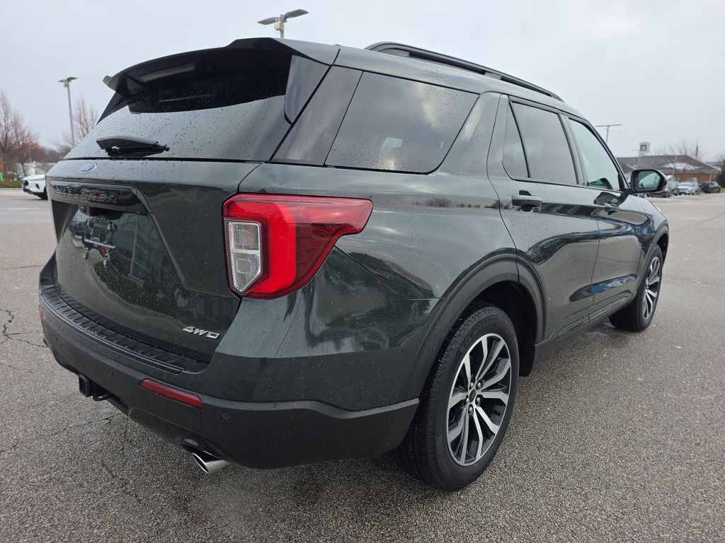 2024 Ford Explorer ST-Line