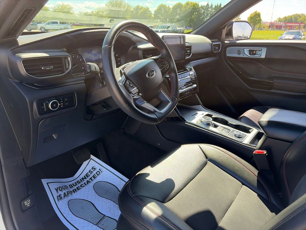 2024 Ford Explorer ST-Line