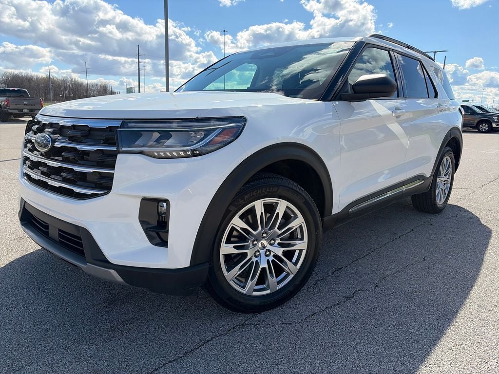 2025 Ford Explorer Active