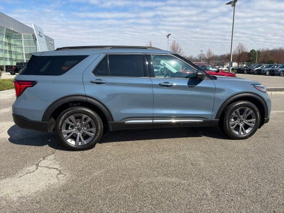 2025 Ford Explorer Active