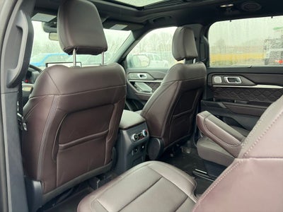 2025 Ford Explorer Platinum