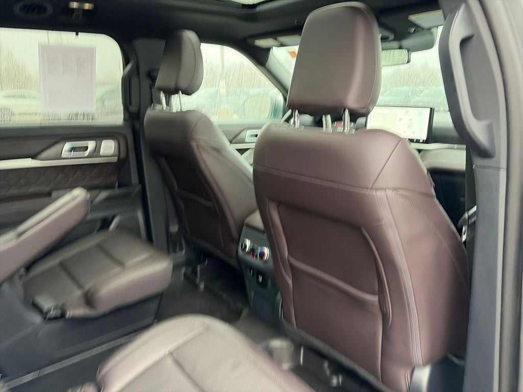 2025 Ford Explorer Platinum