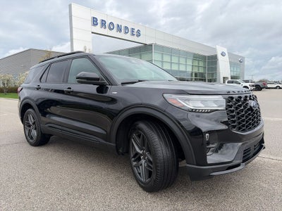 2025 Ford Explorer ST-Line