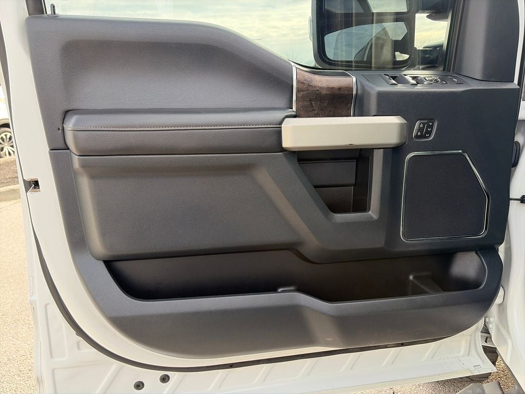 2022 Ford F-250SD Lariat