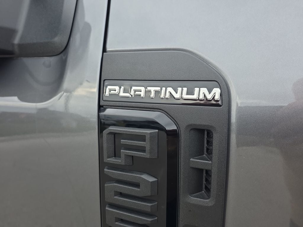2025 Ford F-250SD Platinum