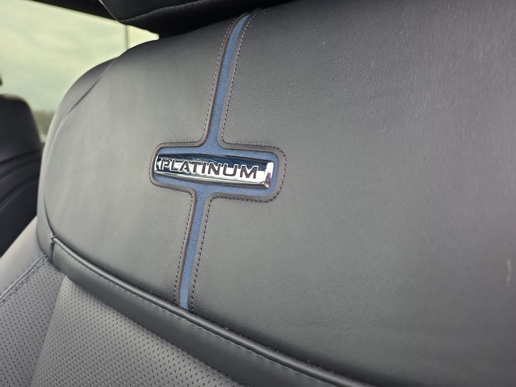 2025 Ford F-250SD Platinum