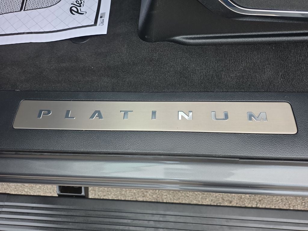 2025 Ford F-250SD Platinum