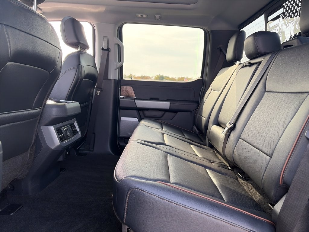2026 Ford F-350SD Lariat 6.7 HI/OUTPUT DIESEL