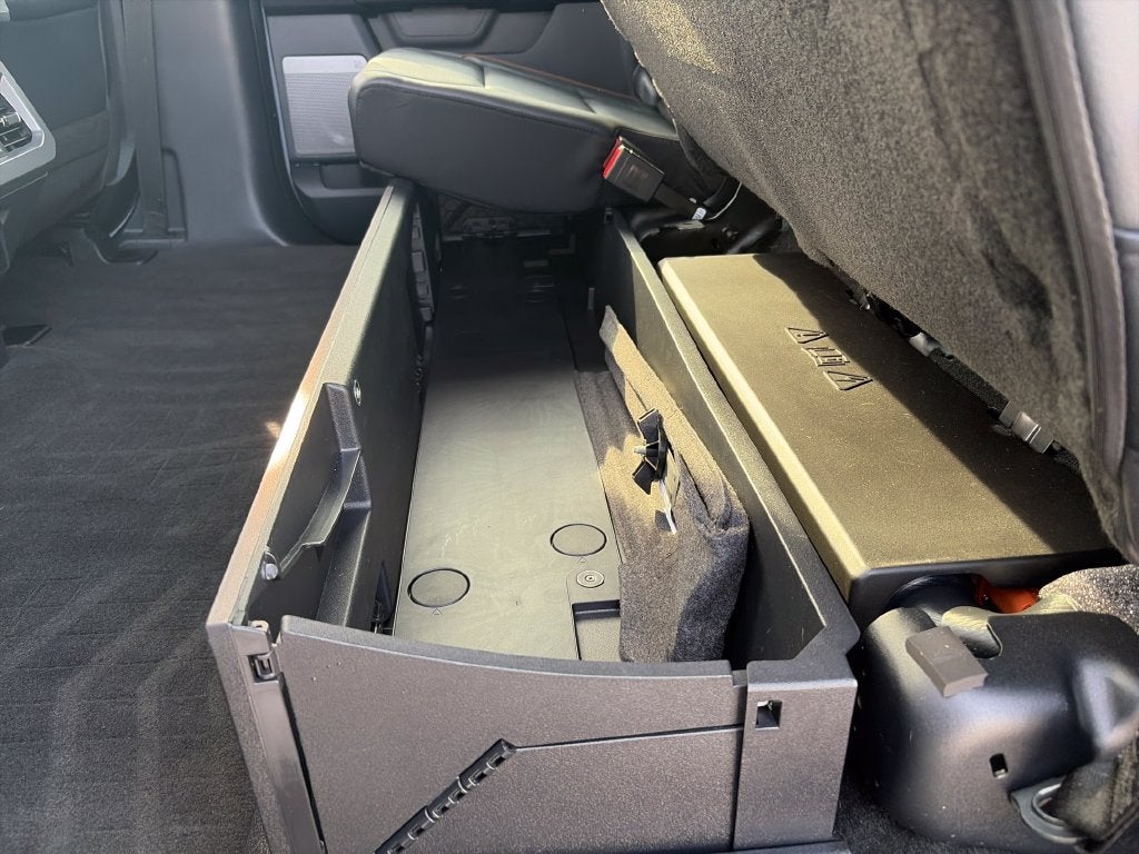 2026 Ford F-350SD Lariat 6.7 HI/OUTPUT DIESEL