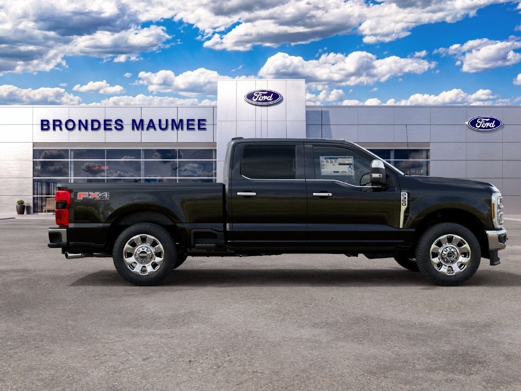2027 Ford F-350SD Lariat