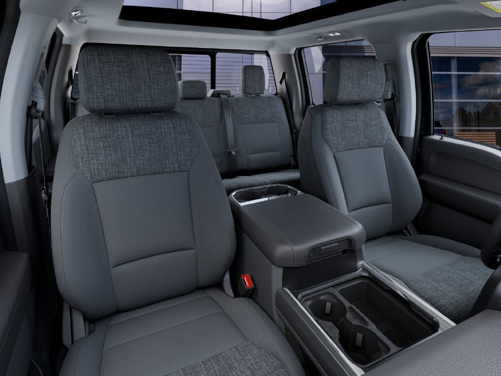 2027 Ford F-350SD XLT