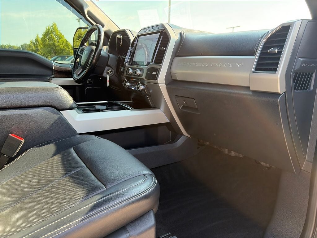 2022 Ford F-350SD Lariat