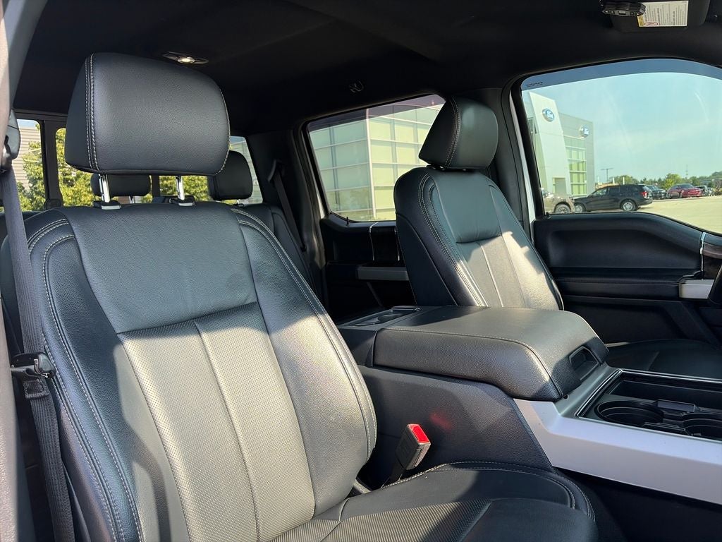 2022 Ford F-350SD Lariat