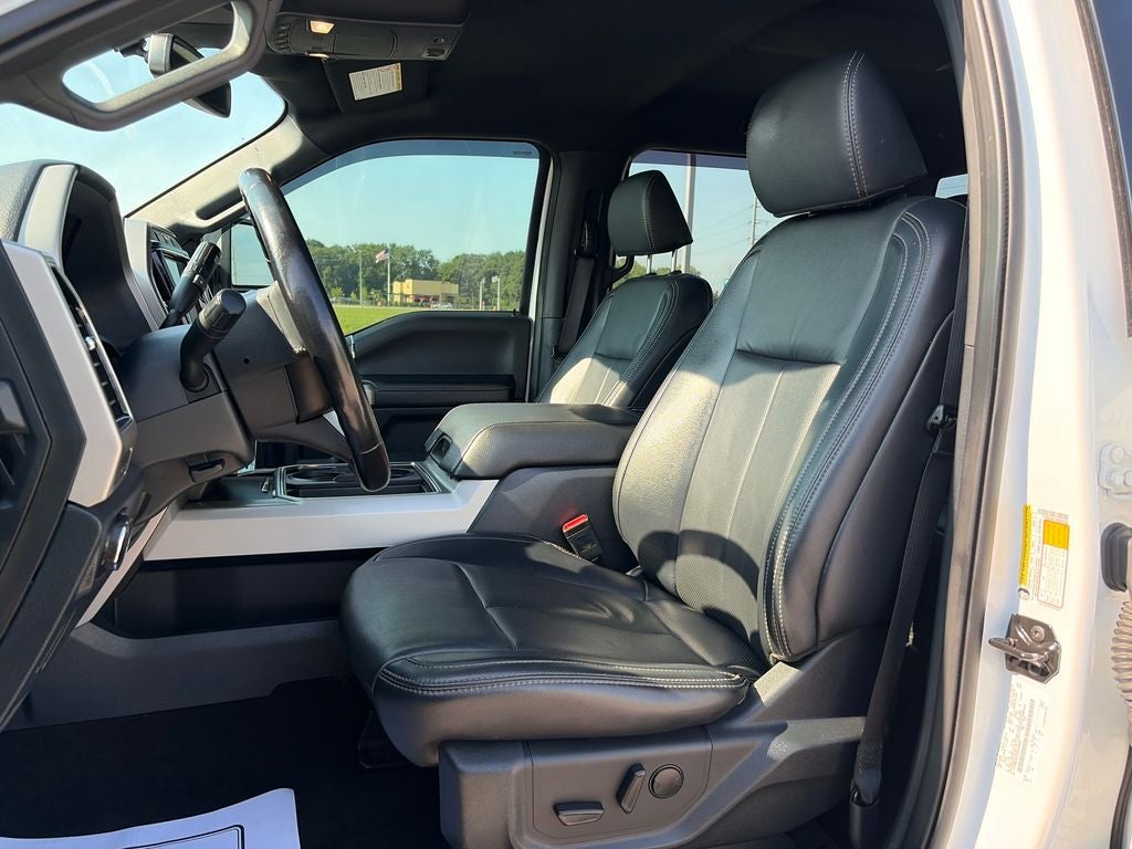 2022 Ford F-350SD Lariat