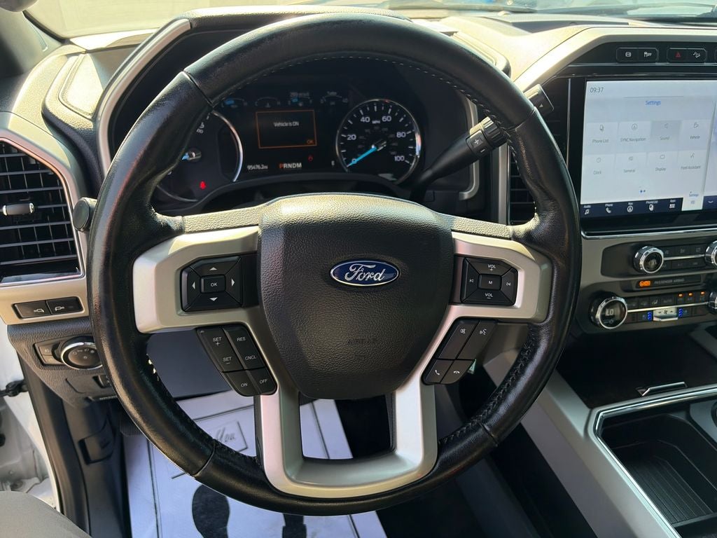2022 Ford F-350SD Lariat