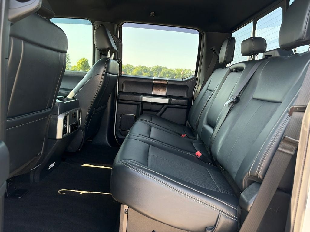 2022 Ford F-350SD Lariat
