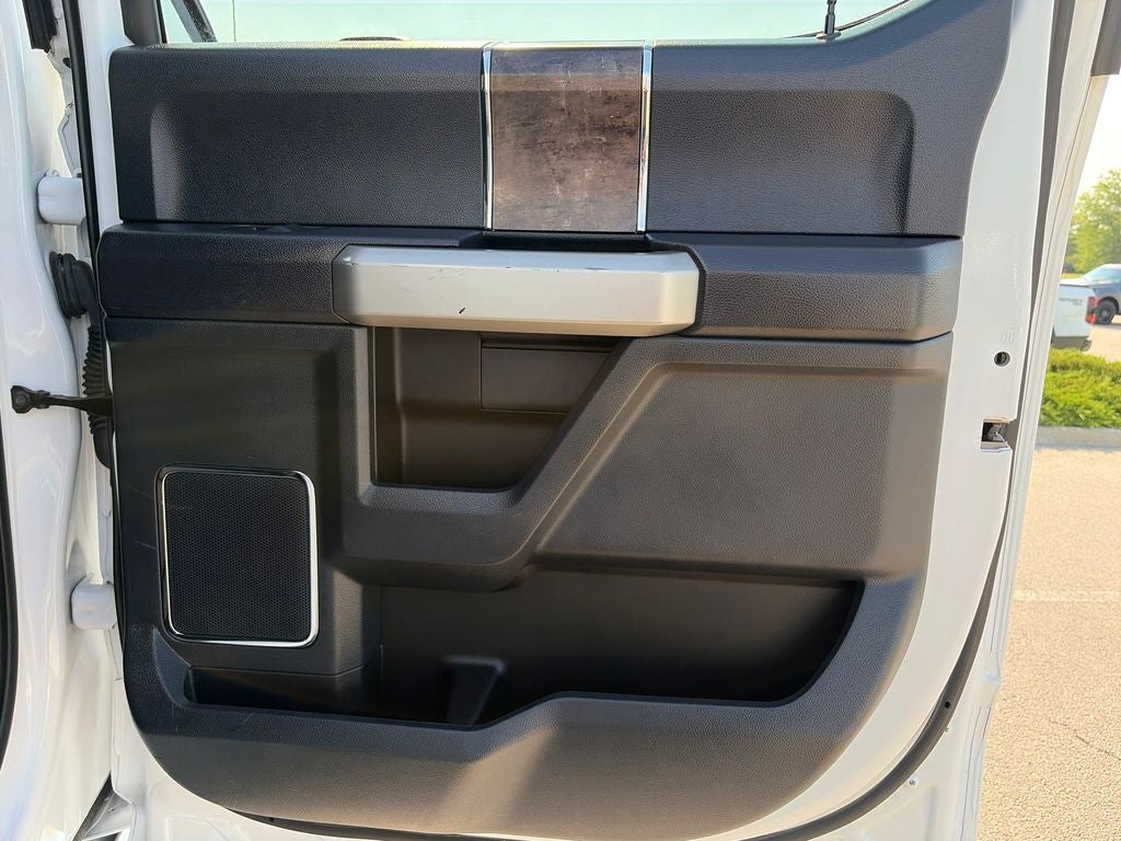 2022 Ford F-350SD Lariat