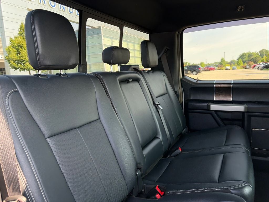 2022 Ford F-350SD Lariat