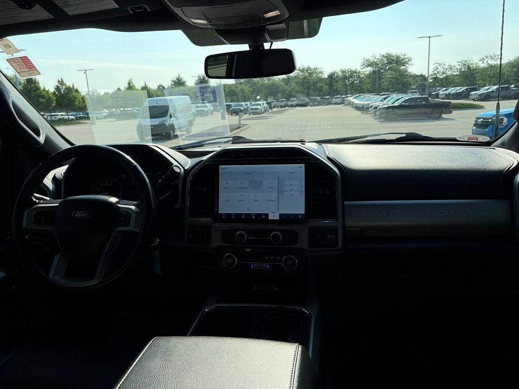 2022 Ford F-350SD Lariat