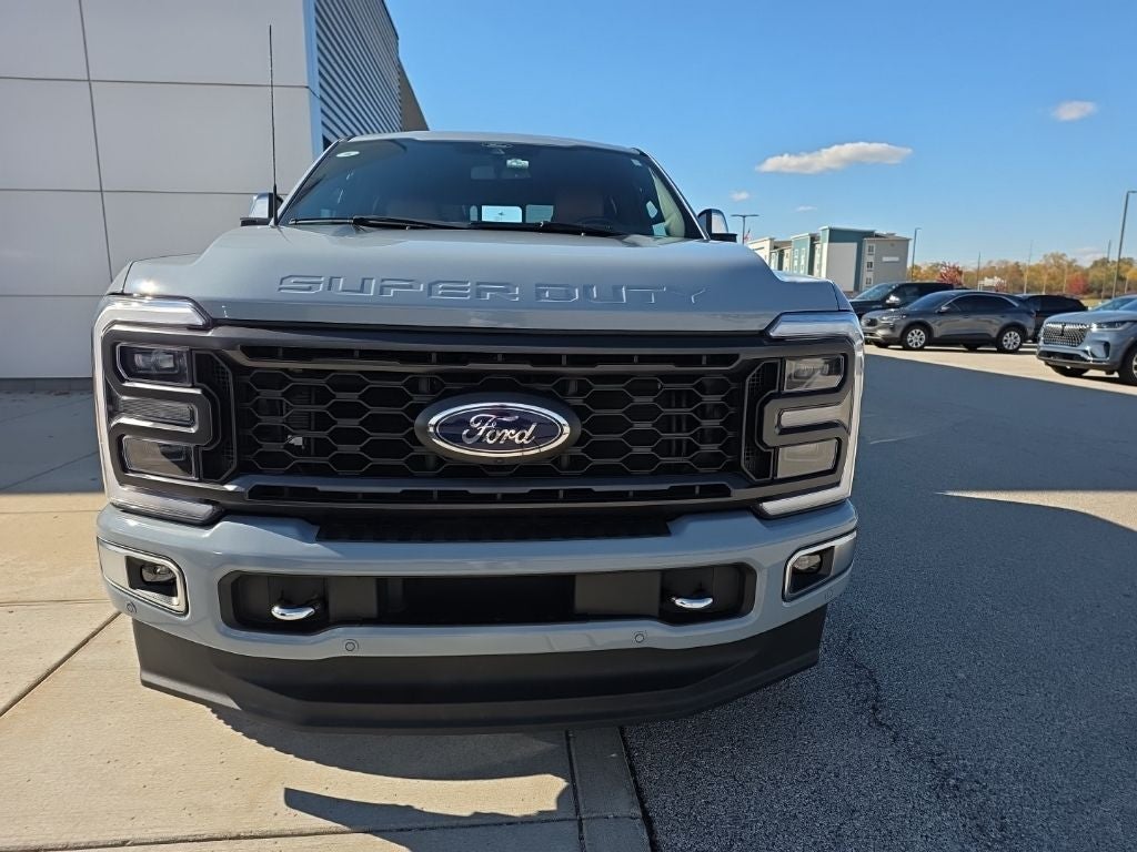 2024 Ford F-350SD Platinum
