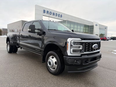2025 Ford F-350SD Platinum DRW