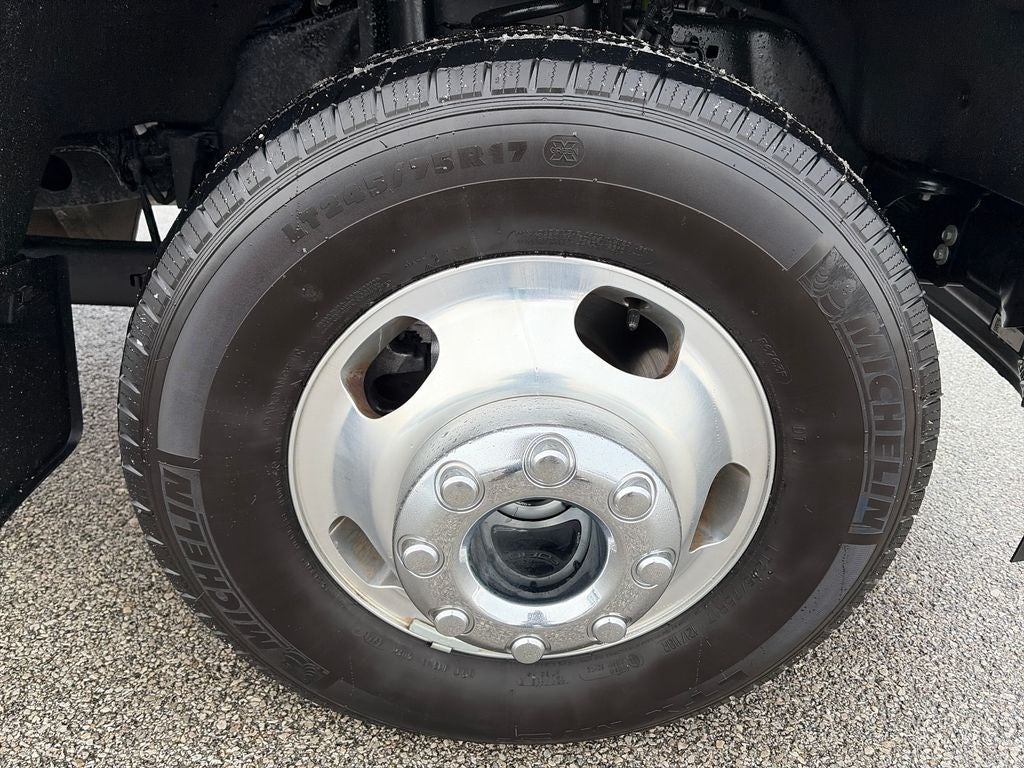 2025 Ford F-350SD Platinum DRW