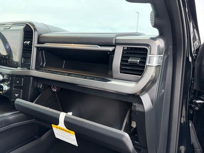 2025 Ford F-350SD Platinum DRW