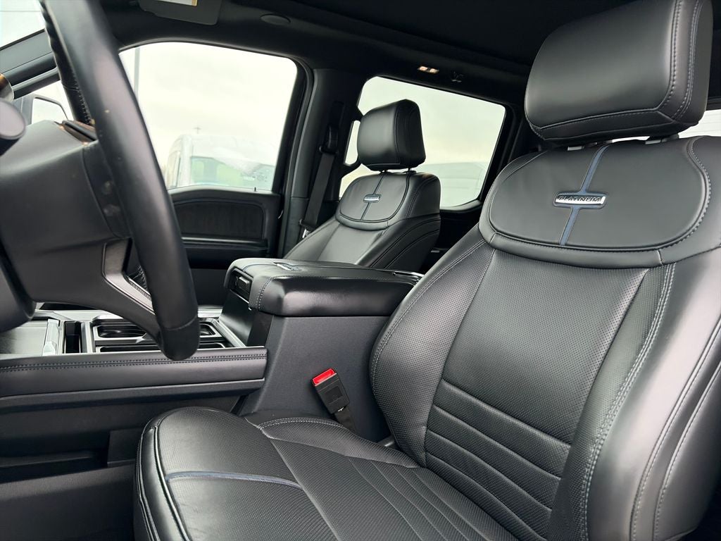 2025 Ford F-350SD Platinum DRW