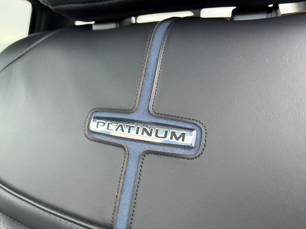 2025 Ford F-350SD Platinum DRW