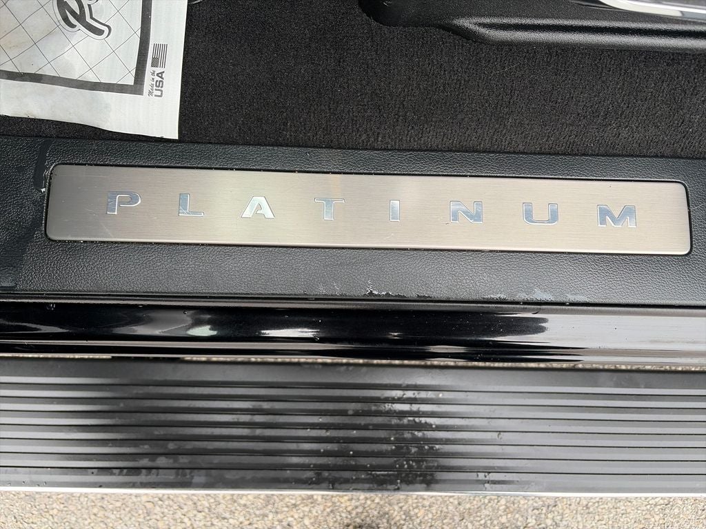 2025 Ford F-350SD Platinum DRW