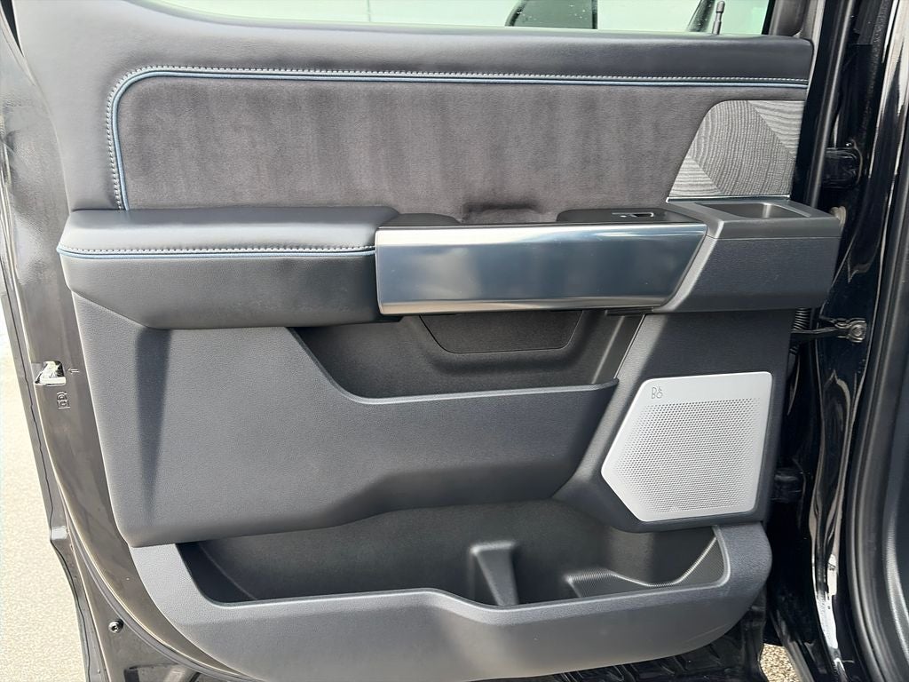 2025 Ford F-350SD Platinum DRW