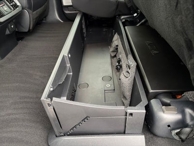 2025 Ford F-350SD Platinum DRW