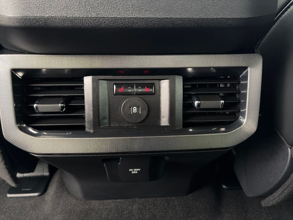 2025 Ford F-350SD Platinum DRW