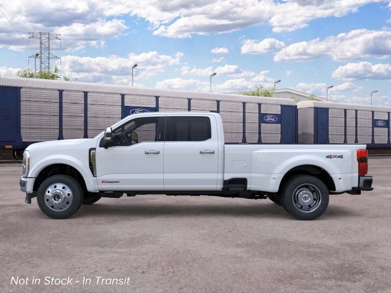 2026 Ford F-450SD Lariat DRW