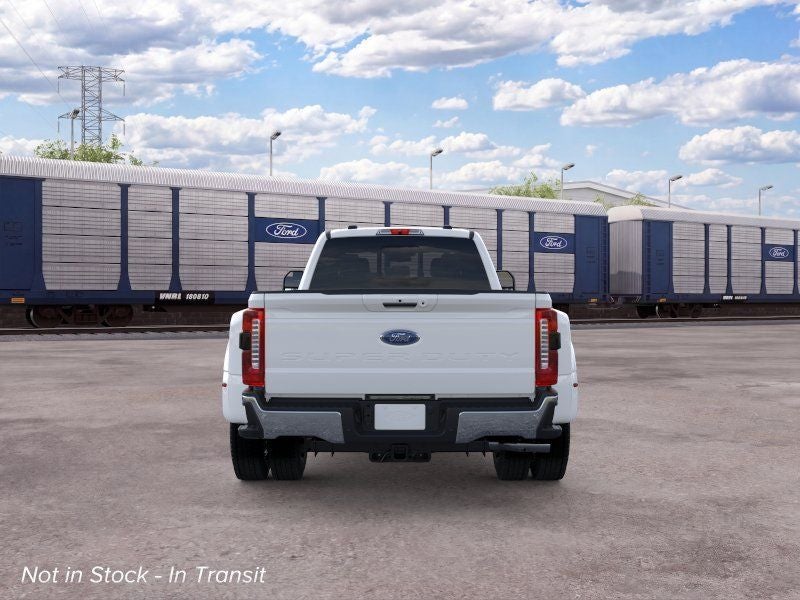 2026 Ford F-450SD Lariat DRW