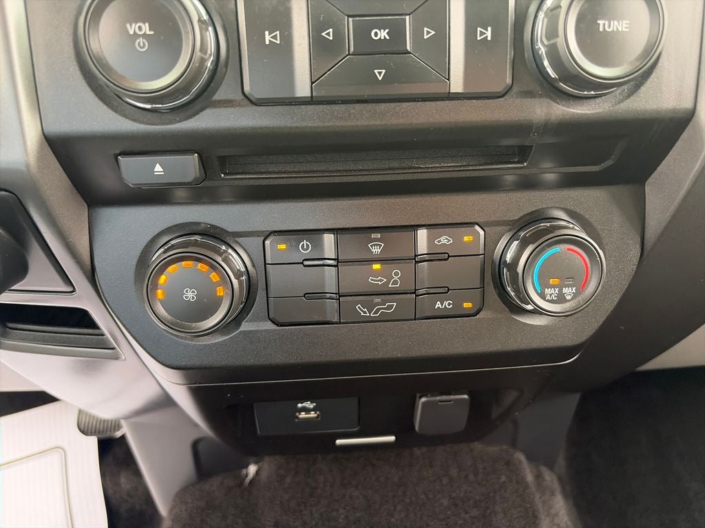 2018 Ford F-150 XLT V8 Longbed